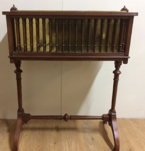 Edwardian Mahogany Planter