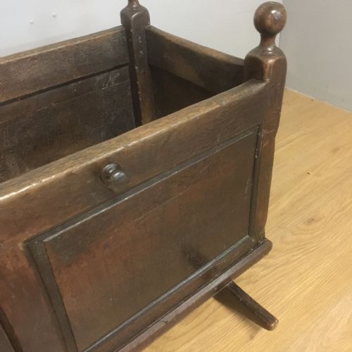 ANTIQUE OAK CRADLE NINETEENTH CENTURY - ADDITIONAL PHOTO 3