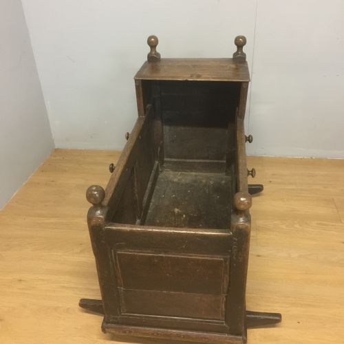 ANTIQUE OAK CRADLE NINETEENTH CENTURY - ADDITIONAL PHOTO 6