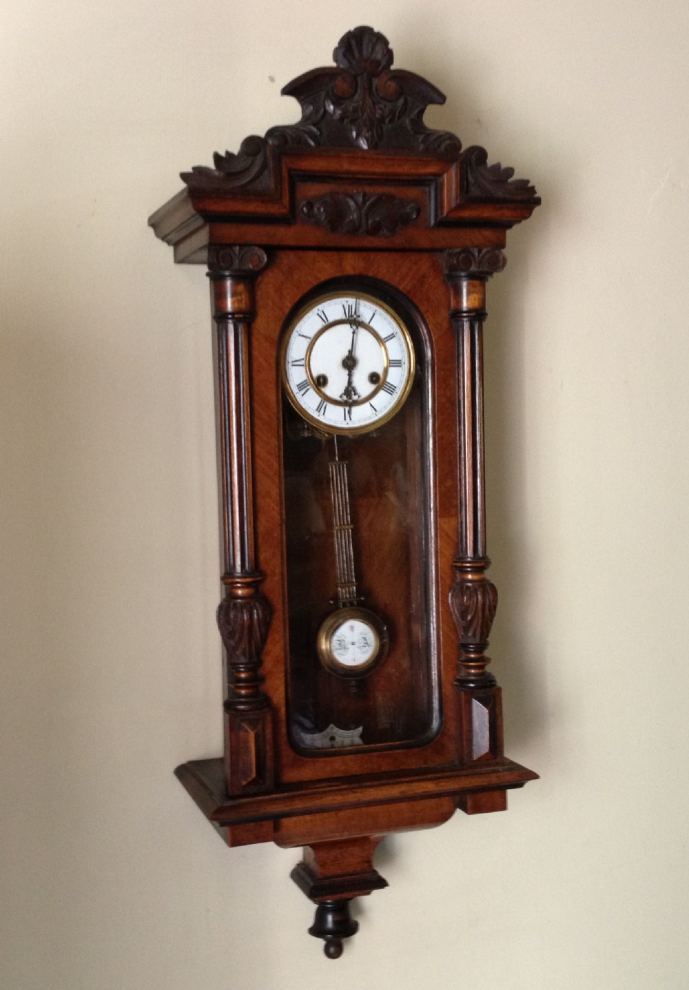 Antique Victorian Vienna regulator with eight day striking movement 