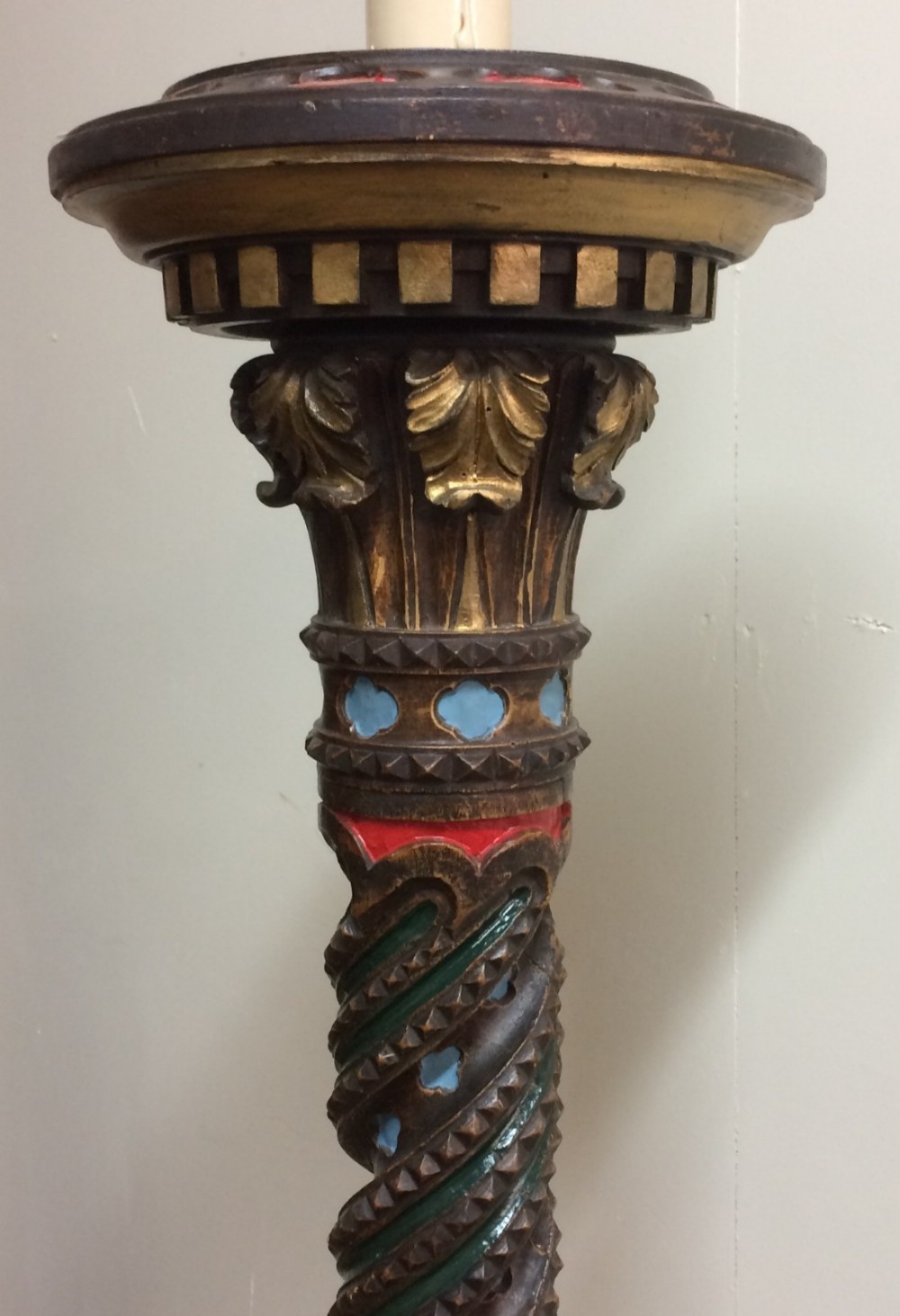 Decorative Carved Italian Standard Lamp