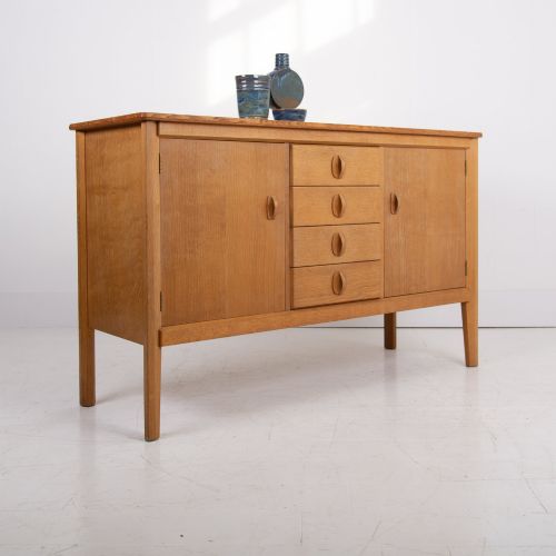 COTSWOLD SCHOOL OAK SIDEBOARD BY GORDON RUSSELL - ADDITIONAL PHOTO 12