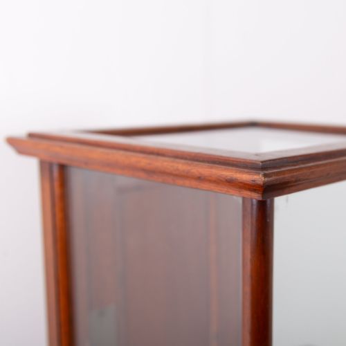 GLAZED TABLE TOP DISPLAY CABINET CASE C1920 - ADDITIONAL PHOTO 9