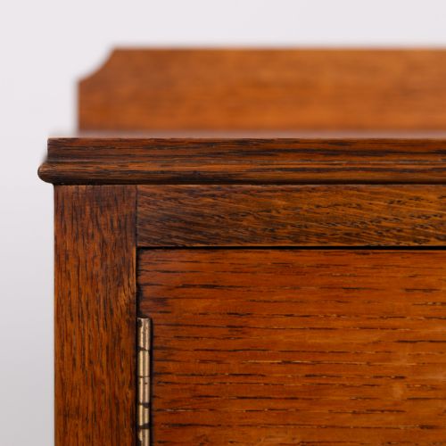 CHARMING OAK CHEST OF DRAWERS WITH STORAGE C1920 - ADDITIONAL PHOTO 5