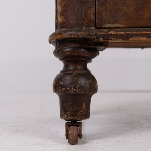 DELIGHTFUL LITTLE VICTORIAN CHEST OF DRAWERS ORIGINAL PAINT C1880 - ADDITIONAL PHOTO 4