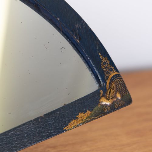 EXQUISITE LITTLE FAN SHAPED CHINOISERIE MIRROR C1920 - ADDITIONAL PHOTO 2