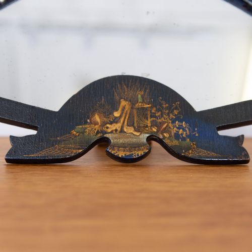 EXQUISITE LITTLE FAN SHAPED CHINOISERIE MIRROR C1920 - ADDITIONAL PHOTO 3