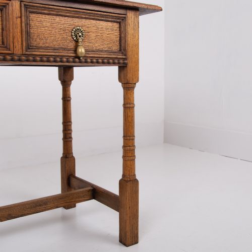 ENGLISH ARTS AND CRAFTS OAK 2 DRAWER SIDE TABLE C1920 - ADDITIONAL PHOTO 6