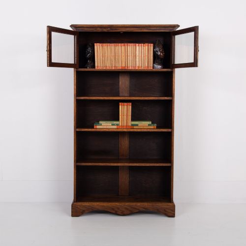 ATTRACTIVE ENGLISH OAK BOOKCASE C1930 - ADDITIONAL PHOTO 6
