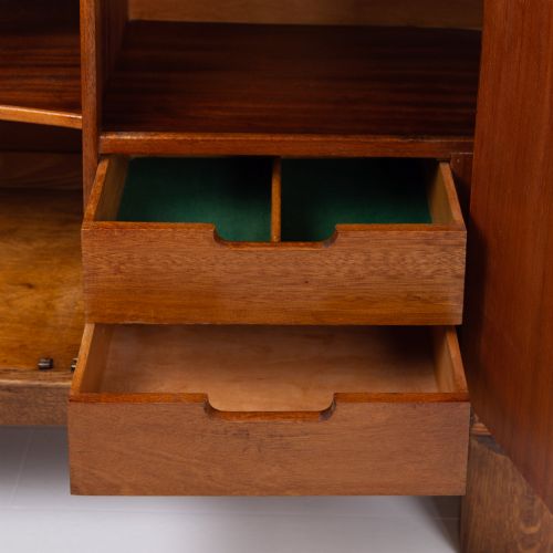 ART DECO MODERNIST OAK SIDEBOARD CABINET C1930 - ADDITIONAL PHOTO 8