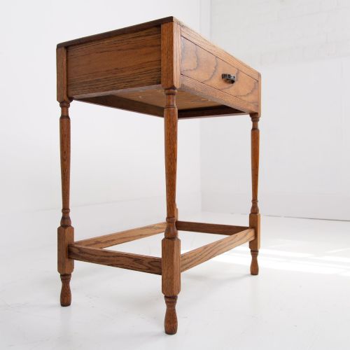 ATTRACTIVE SMALL ENGLISH GOLDEN OAK SIDE TABLE C1930 - ADDITIONAL PHOTO 8
