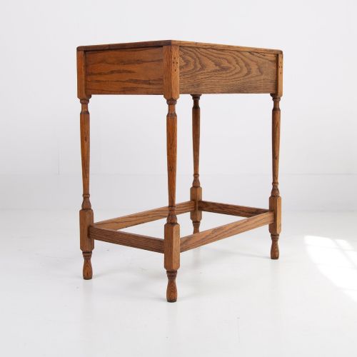 ATTRACTIVE SMALL ENGLISH GOLDEN OAK SIDE TABLE C1930 - ADDITIONAL PHOTO 10
