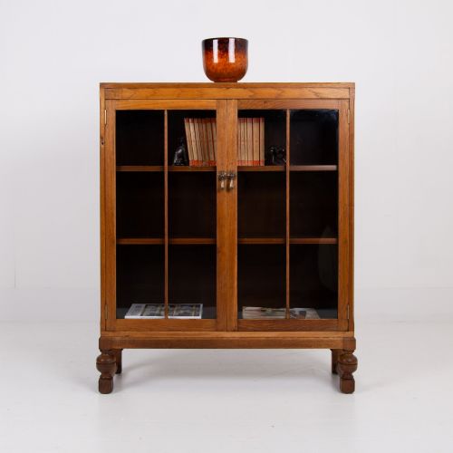 ATTRACTIVE 2 DOOR GLAZED BOOKCASE CABINET C1930 - ADDITIONAL PHOTO 7
