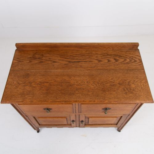 A CHARMING OAK CABINET WITH DRAWERS C1910 - ADDITIONAL PHOTO 11