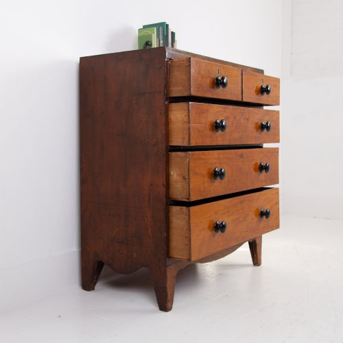 ATTRACTIVE GEORGIAN MAHOGANY COUNTRY CHEST OF DRAWERS - ADDITIONAL PHOTO 2