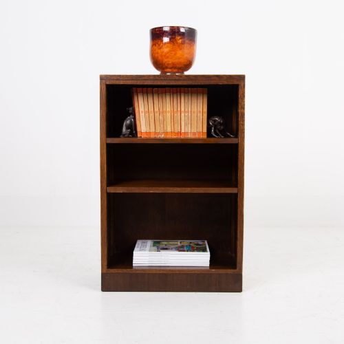 LEATHER TOPPED OAK OPEN BOOKCASE 1930S - ADDITIONAL PHOTO 2