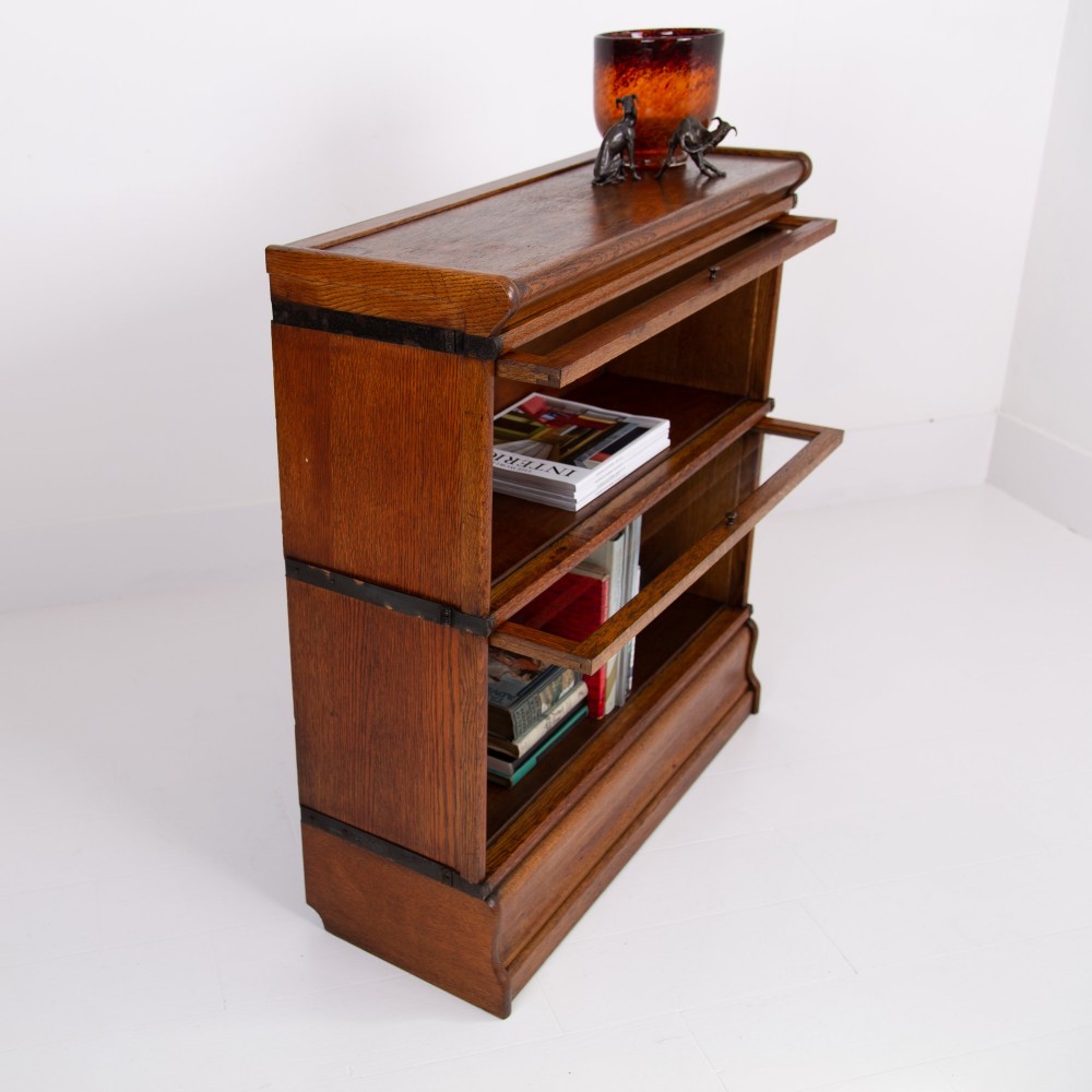 Golden Oak Globe Wernicke Bookcase C1910 View III
