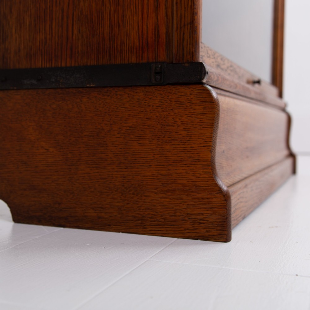 Golden Oak Globe Wernicke Bookcase C1910 View VII