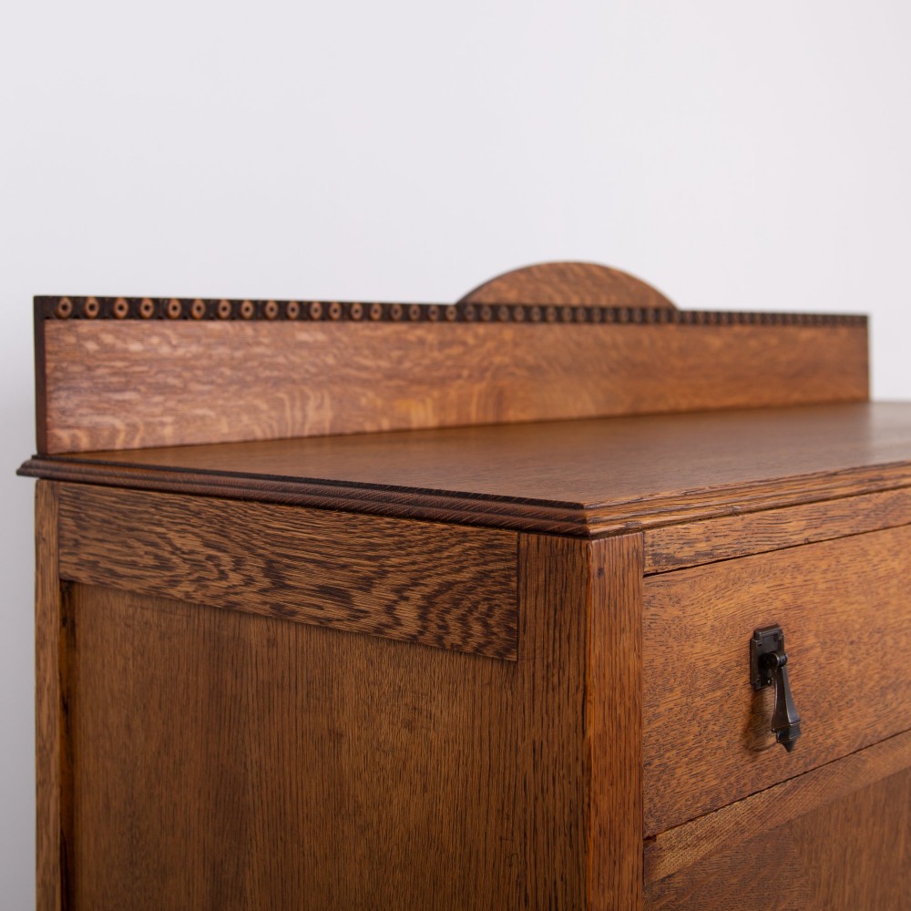 Attractive English Oak Sideboard Cabinet C1920 View V
