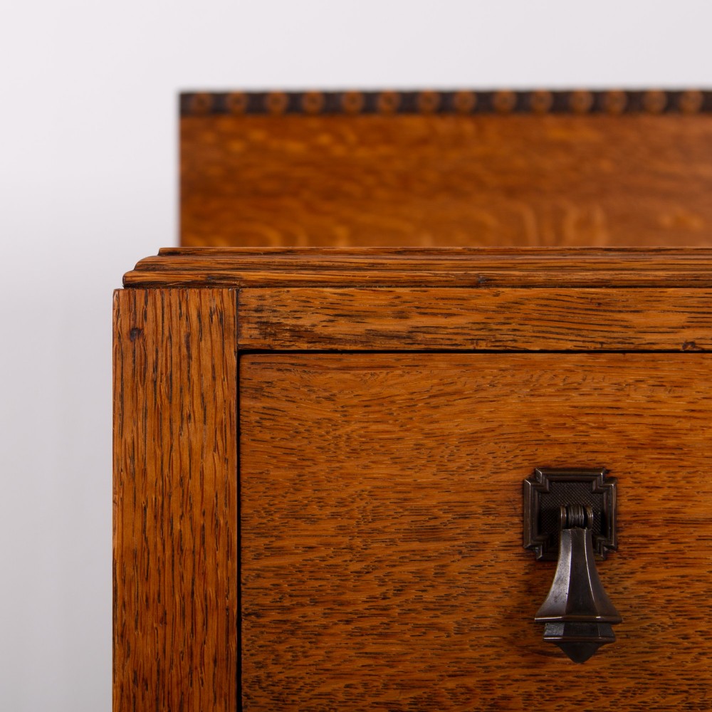 Attractive English Oak Sideboard Cabinet C1920 View VII