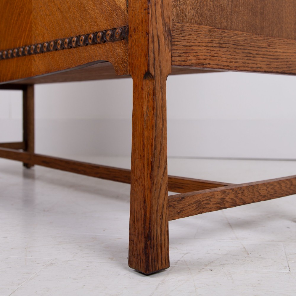 Attractive English Oak Sideboard Cabinet C1920 View XII