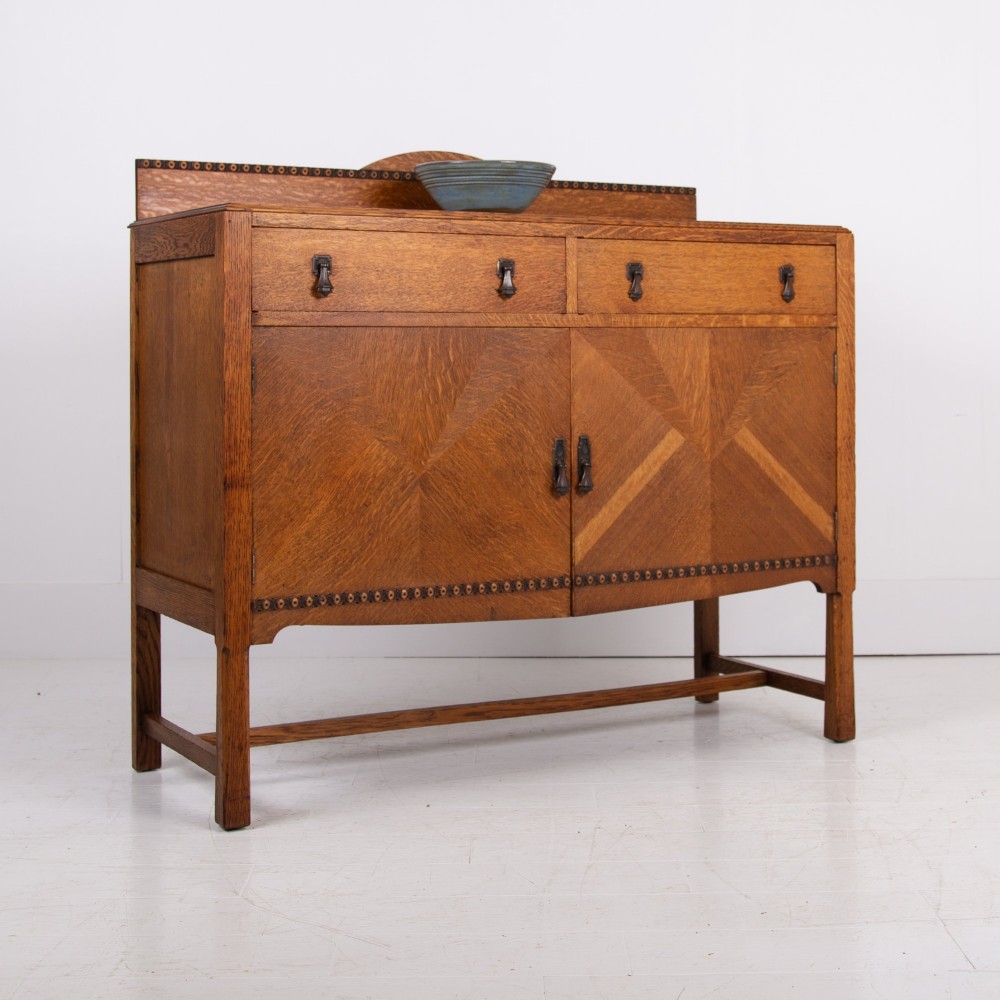 Attractive English Oak Sideboard Cabinet C1920 View XIII