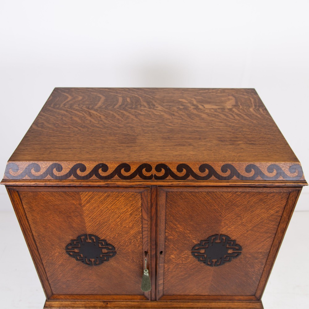 Attractive Quality Oak Drinks Cabinet By Inglesants C1920 View XI
