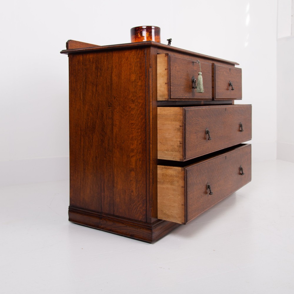 Victorian English Oak Of Drawers C1900 View III