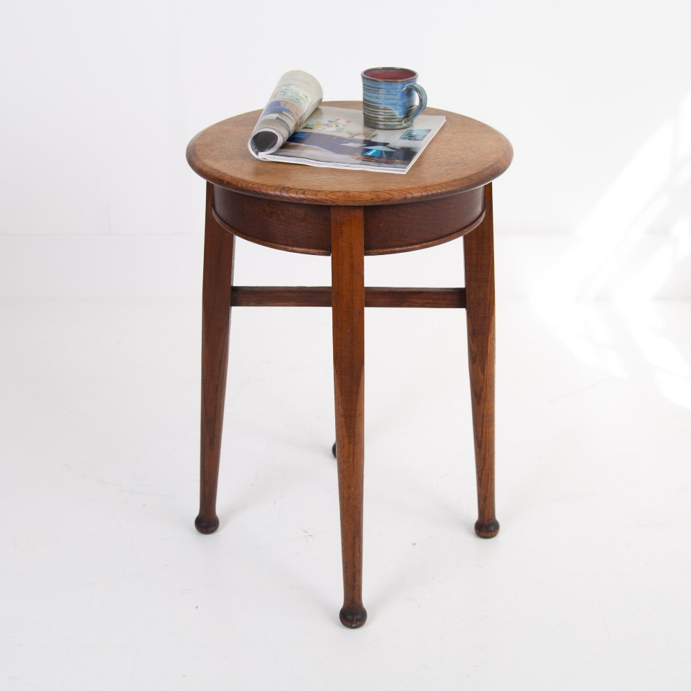 Great Looking English Oak Pub Tavern Side Table C1920 View V