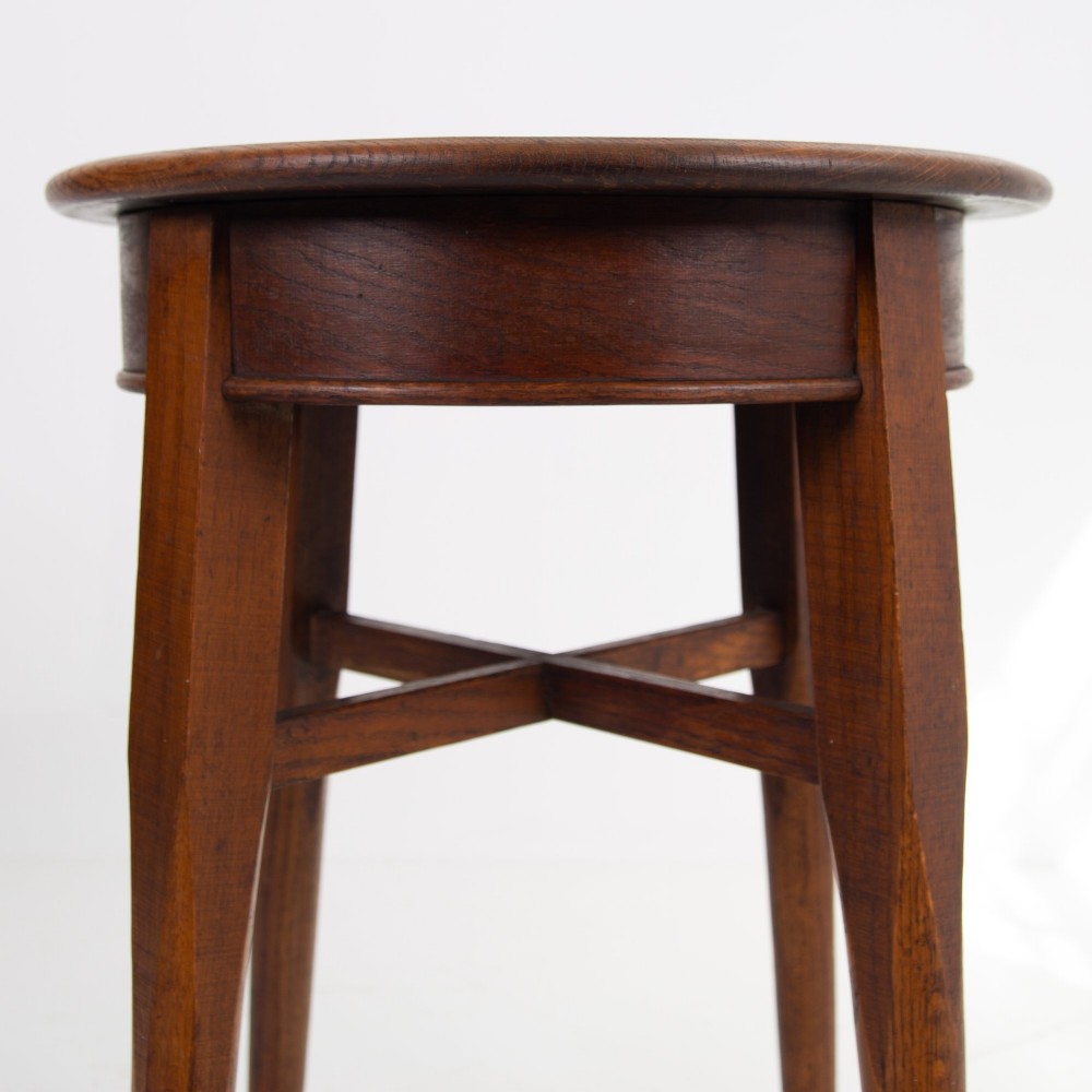 Great Looking English Oak Pub Tavern Side Table C1920 View X