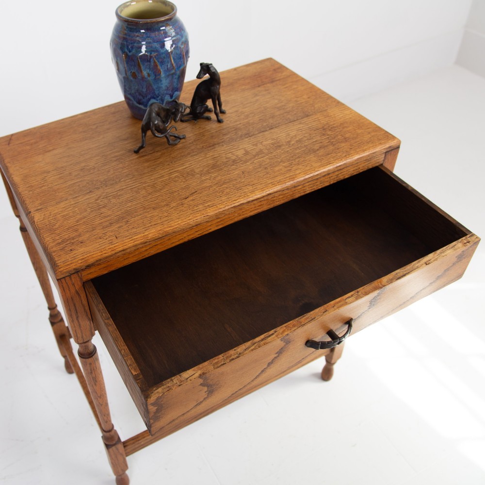 Attractive Small English Golden Oak Side Table C1930 View IV