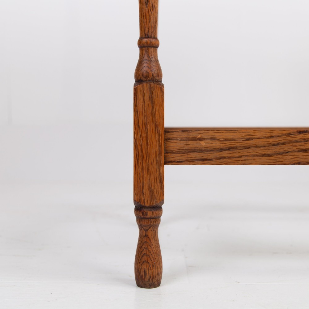 Attractive Small English Golden Oak Side Table C1930 View VIII