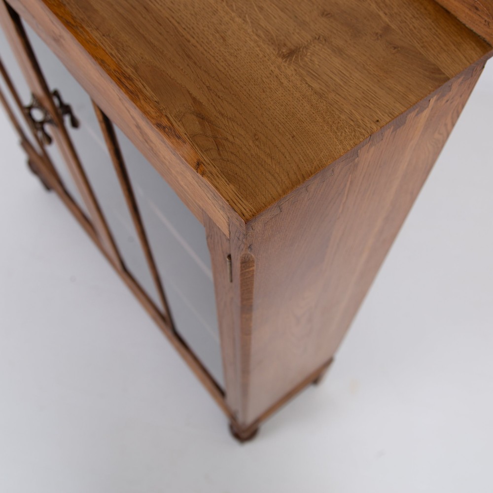 Attractive 2 Door Glazed Bookcase Cabinet C1930 View XI