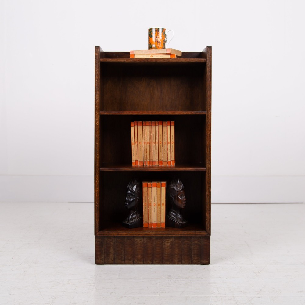 Handsome Oak Bookcase C1930 View XI