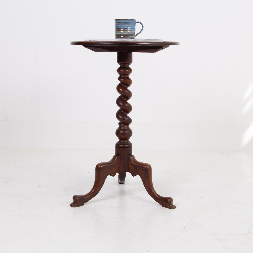 English 19th Century Tripod Side Table
