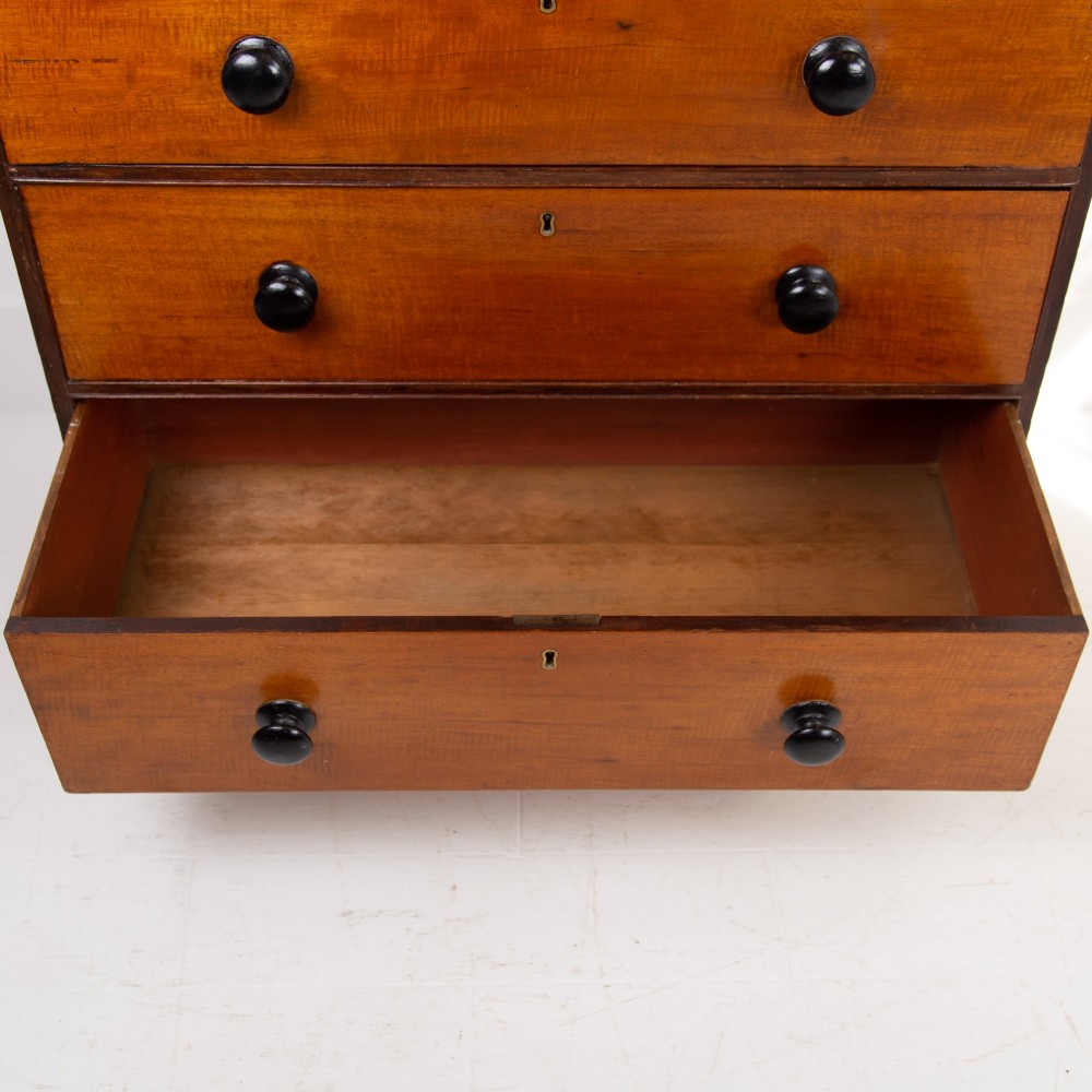 Attractive Georgian Mahogany Country Chest Of Drawers View VII