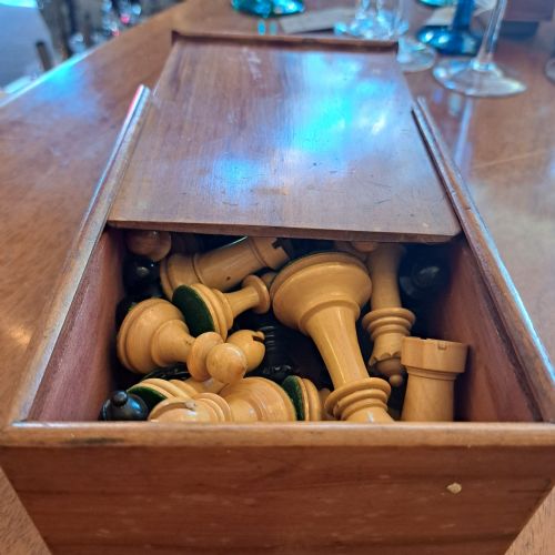 STAUNTON VICTORIAN CHESS SET - ADDITIONAL PHOTO 2
