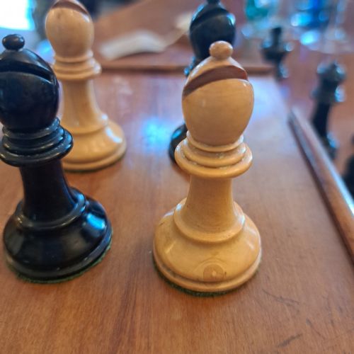 STAUNTON VICTORIAN CHESS SET - ADDITIONAL PHOTO 9