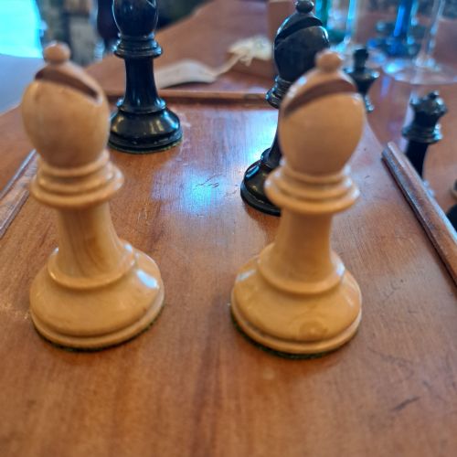 STAUNTON VICTORIAN CHESS SET - ADDITIONAL PHOTO 10