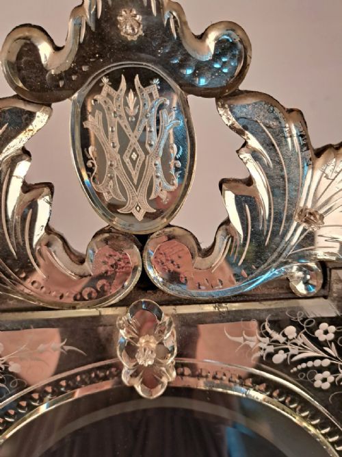 ANTIQUE VENETIAN MIRROR - ADDITIONAL PHOTO 3