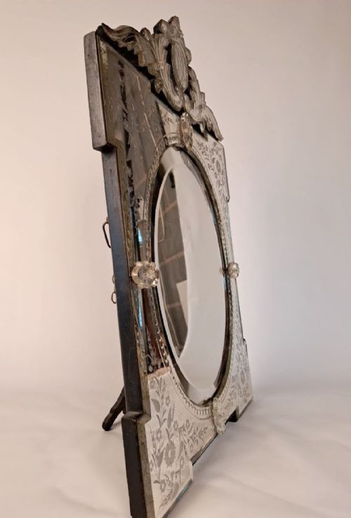 ANTIQUE VENETIAN MIRROR - ADDITIONAL PHOTO 4