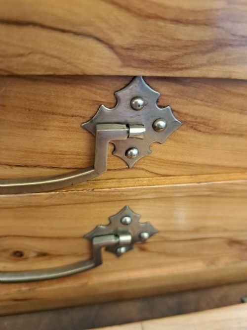 BLONDE WALNUT JEWELLERY CHEST - ADDITIONAL PHOTO 9