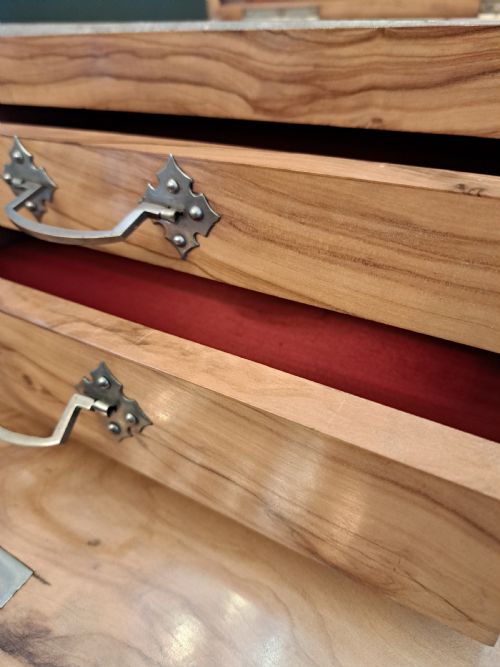 BLONDE WALNUT JEWELLERY CHEST - ADDITIONAL PHOTO 12