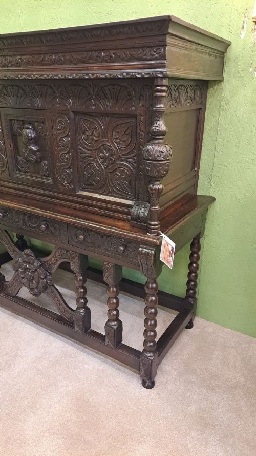 17TH CENTURY SHORT CUPBOARD - ADDITIONAL PHOTO 1