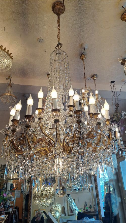 HUGE BACCARAT ELECTROLIER - ADDITIONAL PHOTO 23