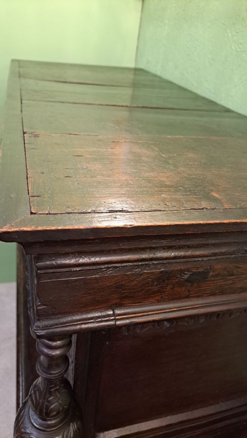 17TH CENTURY SHORT CUPBOARD - ADDITIONAL PHOTO 9