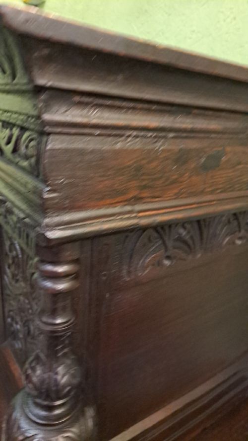 17TH CENTURY SHORT CUPBOARD - ADDITIONAL PHOTO 10