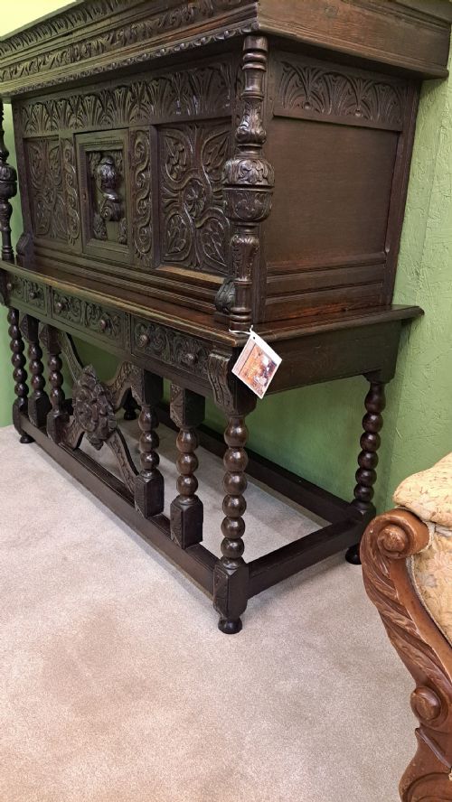 17TH CENTURY SHORT CUPBOARD - ADDITIONAL PHOTO 17
