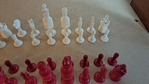 JOHN BARLEYCORN BONE CHESS SET - ADDITIONAL PHOTO 2