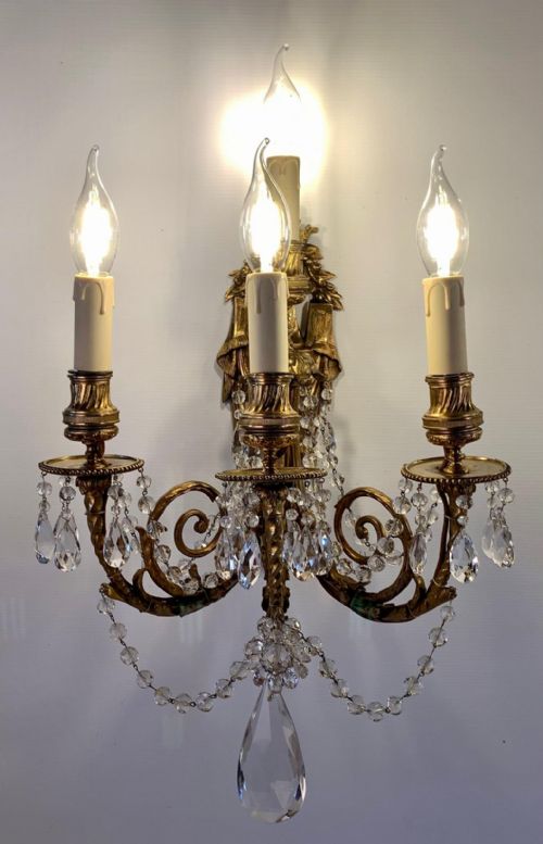 PAIR OF GOLD BRONZE ORMOLU WALL LIGHTS - ADDITIONAL PHOTO 4